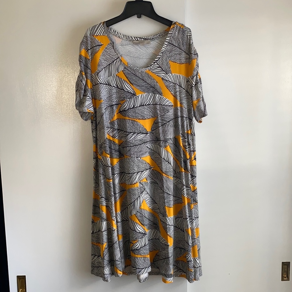 LOFT Swing Dress with Rouched Sleeve Detail